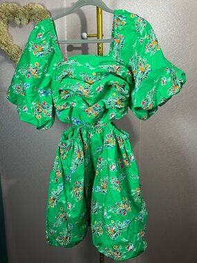 Green Floral Puff-Sleeve Mini Dress